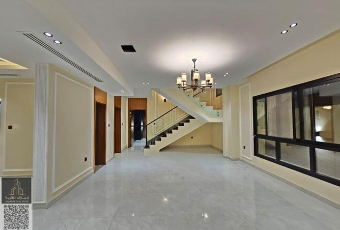 54519019 - Property Image 2