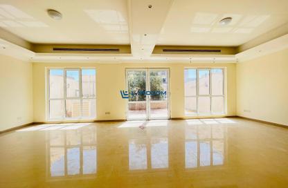 Villa - 5 - 6 for rent in Al Baraha - Deira - Dubai