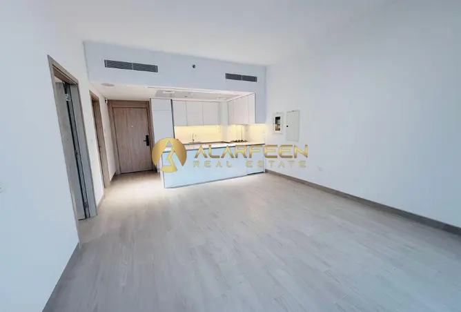 100826009 - Property Image 3