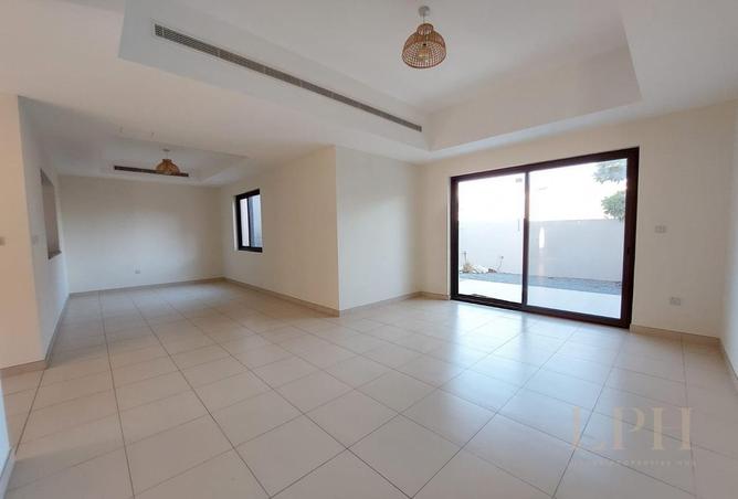 98700379 - Property Main Image