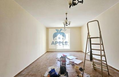 Apartment - 2 Bedrooms - 2 Bathrooms for rent in Muwaileh 3 Building - Muwaileh - Sharjah