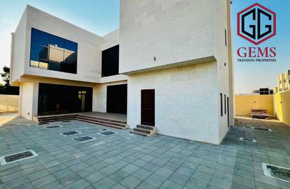 Villa - 4 - 5 for rent in Al Aweer 1 - Al Aweer - Dubai