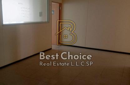 Office Space - Studio - 2 Bathrooms for rent in Salam Tower - Al Majaz 1 - Al Majaz - Sharjah
