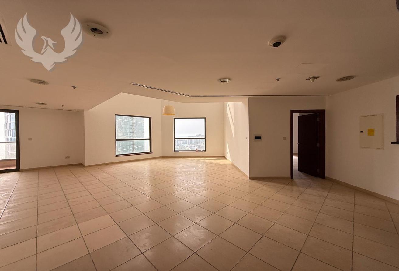 Skyline Luxury | 4 Bedrooms | Stunning Water Views photo 4