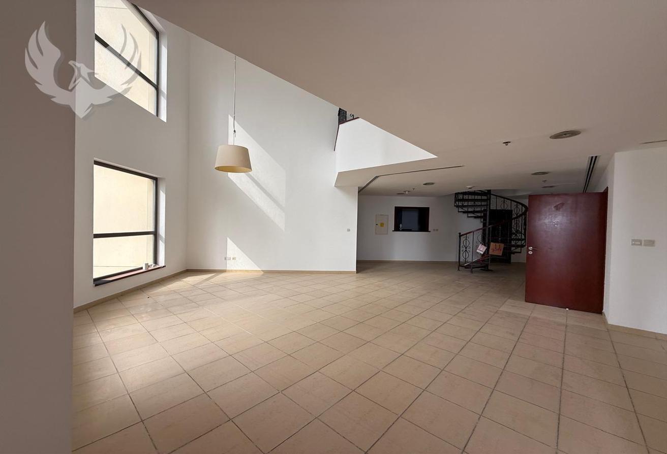 Skyline Luxury | 4 Bedrooms | Stunning Water Views photo 5