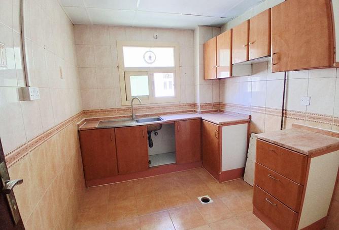 100392605 - Property Image 3