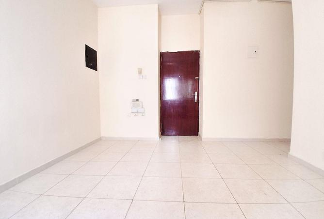 100392605 - Property Image 2