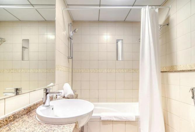 74645566 - Property Image 2