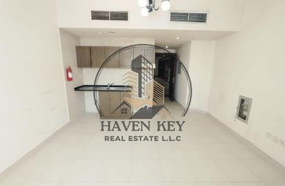 Apartment - Studio - 1 for rent in Fire Station Road - Muwaileh - Sharjah Apartment - Studio - 1 for rent in Fire Station Road - Muwaileh - Sharjah