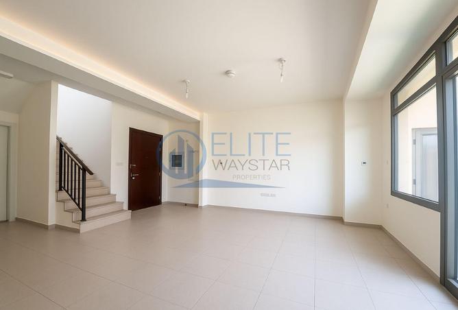 73844279 - Property Image 3