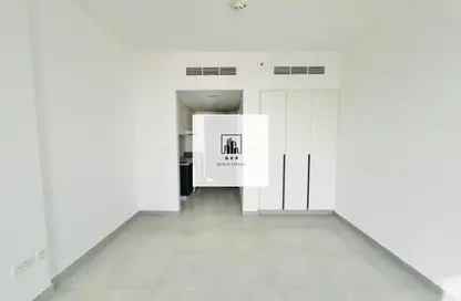 Apartment - 1 Bathroom for rent in Solo 5 - The Solo - Aljada - Sharjah