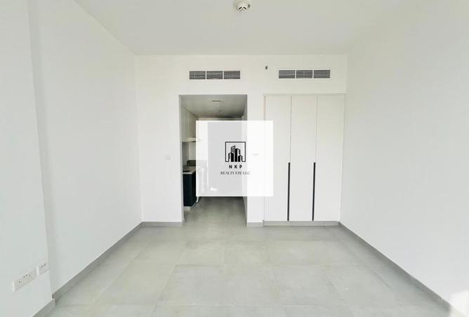 Spacious elegant Studio Apartment|Amenities|Aljada