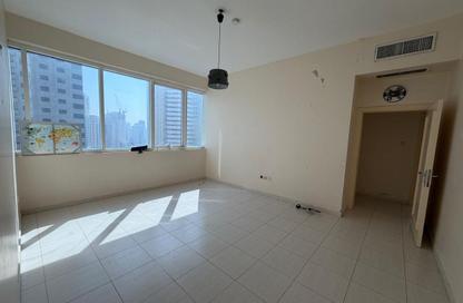 Apartment - 2 Bedrooms - 2 Bathrooms for rent in New Al Taawun Road - Al Taawun - Sharjah