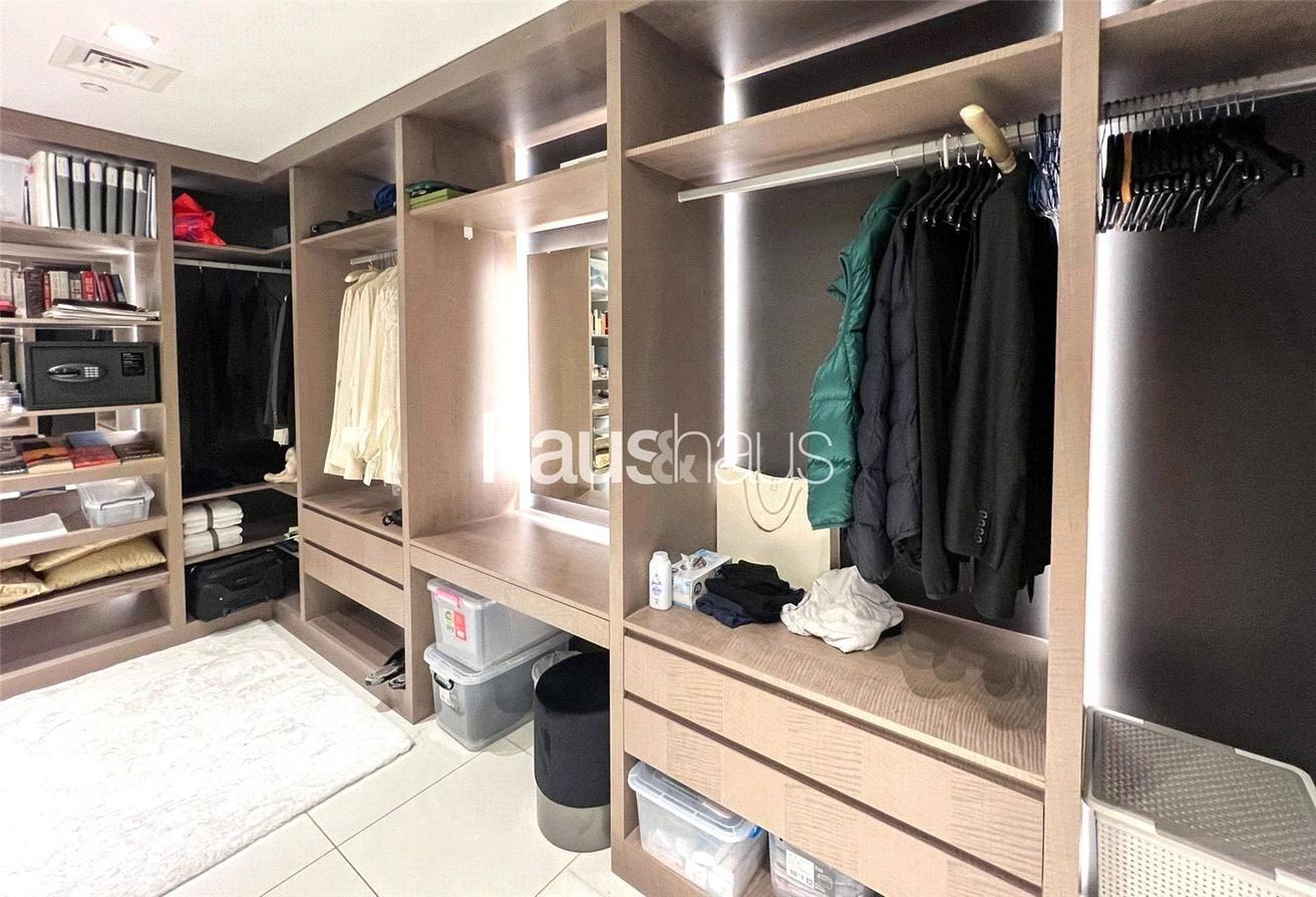 Private garden | Fully upgraded | Vacant photo 9