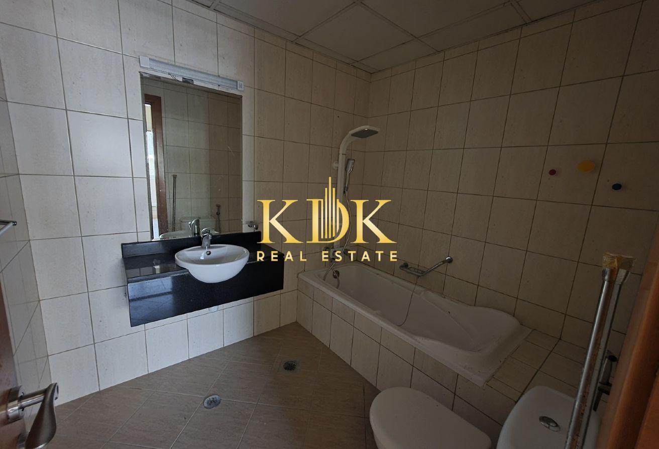Classic Two Bedroom | Open View | Book Now photo 5