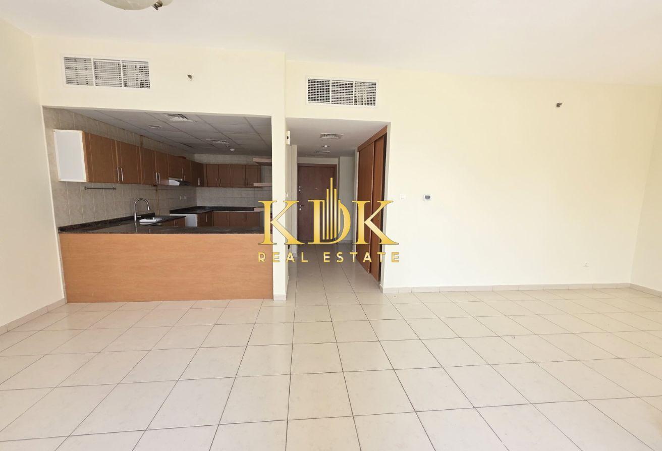 Classic Two Bedroom | Open View | Book Now photo 2
