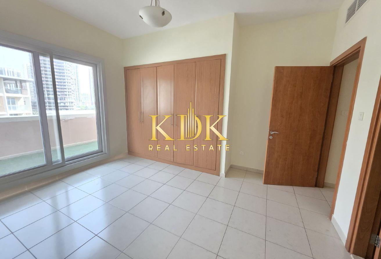 Classic Two Bedroom | Open View | Book Now photo 4