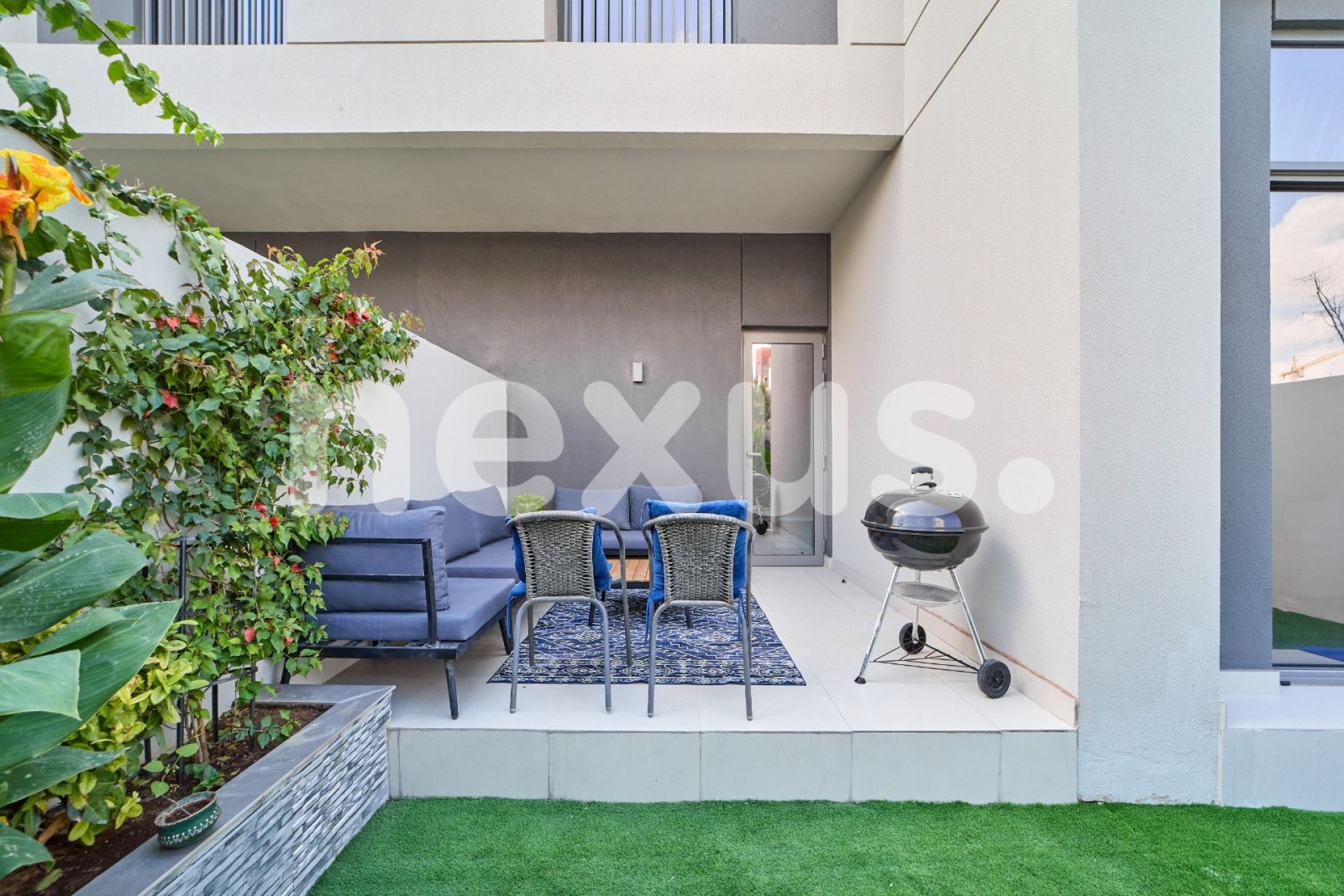 Landscaped | Single Row | Well Maintained