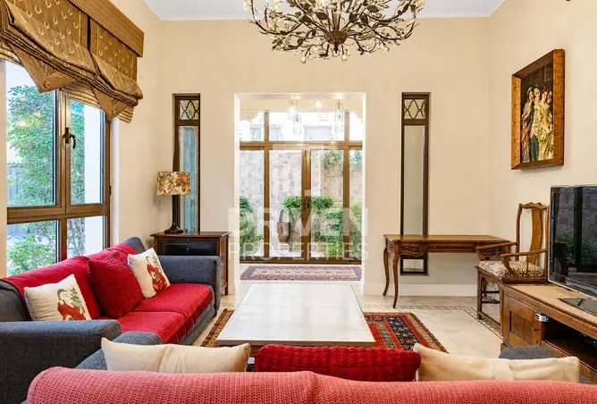 156893895 - Property Image 3