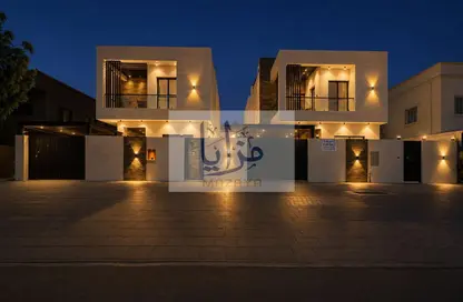 فيلا - 5 غرف نوم - 7 حمامات للبيع في 1 المويهات - المويهات - عجمان