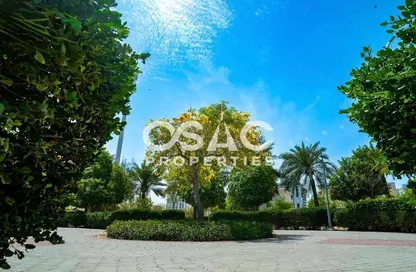 Apartment - 2 Bedrooms - 3 Bathrooms for rent in Park Vista - District 13 - Jumeirah Village Circle - Dubai