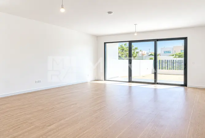 147787696 - Property Image 2