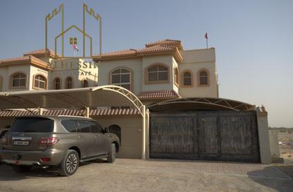 Villa - 5 Bedrooms - 7 Bathrooms for sale in Al Mowaihat 1 - Al Mowaihat - Ajman