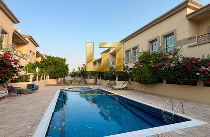 Villa - 4 - 5 for rent in Umm Suqeim 2 Villas - Umm Suqeim 2 - Umm Suqeim - Dubai