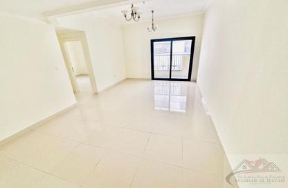 Apartment - 1 Bedroom - 2 Bathrooms for rent in Muwaileh 29 Building - Muwaileh - Sharjah