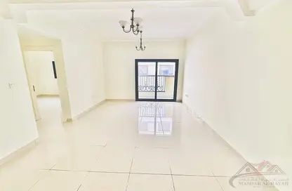 Apartment - 1 Bedroom - 2 Bathrooms for rent in Muwaileh 29 Building - Muwaileh - Sharjah