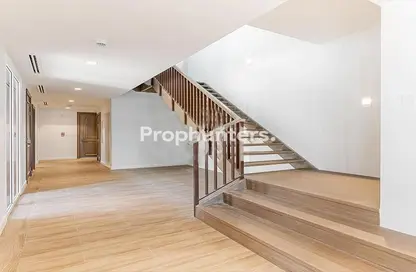 Villa - 4 Bedrooms - 6 Bathrooms for rent in Sur La Mer 1 - Sur La Mer - Jumeirah 1 - Jumeirah - Dubai