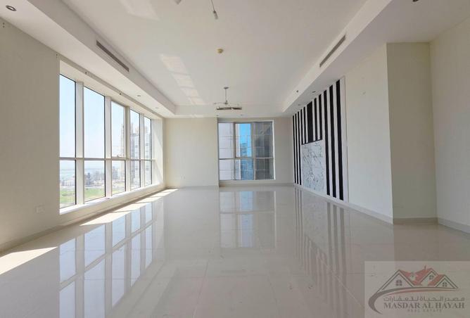128351613 - Property Image 2