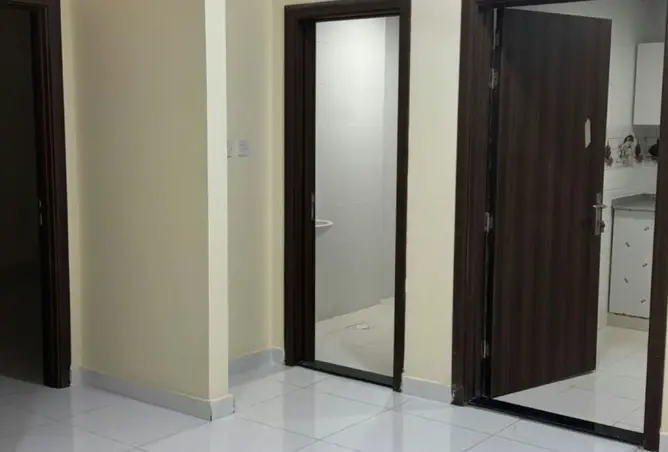 162781107 - Property Image 2