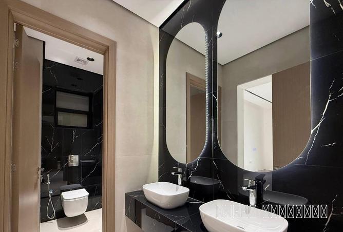 75015233 - Property Image 2