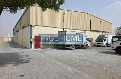 Warehouse - Studio - 3 for sale in Al Sajaa Industrial - Al Sajaa - Sharjah