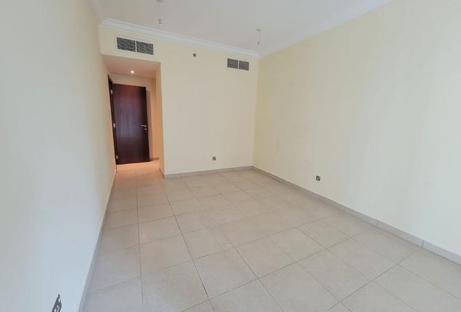 Bespoke View Mid Floor Best Layout Big Balcony photo 3