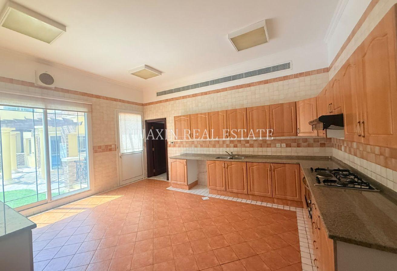 Very Nice |Small Compound of 4 Villas |Shared Pool photo 10