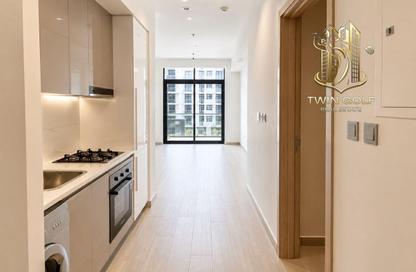 Apartment - Studio - 1 Bathroom for rent in Azizi Riviera 45 - Azizi Riviera - Meydan One - Meydan - Dubai