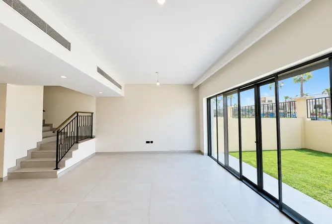 156003933 - Property Image 2