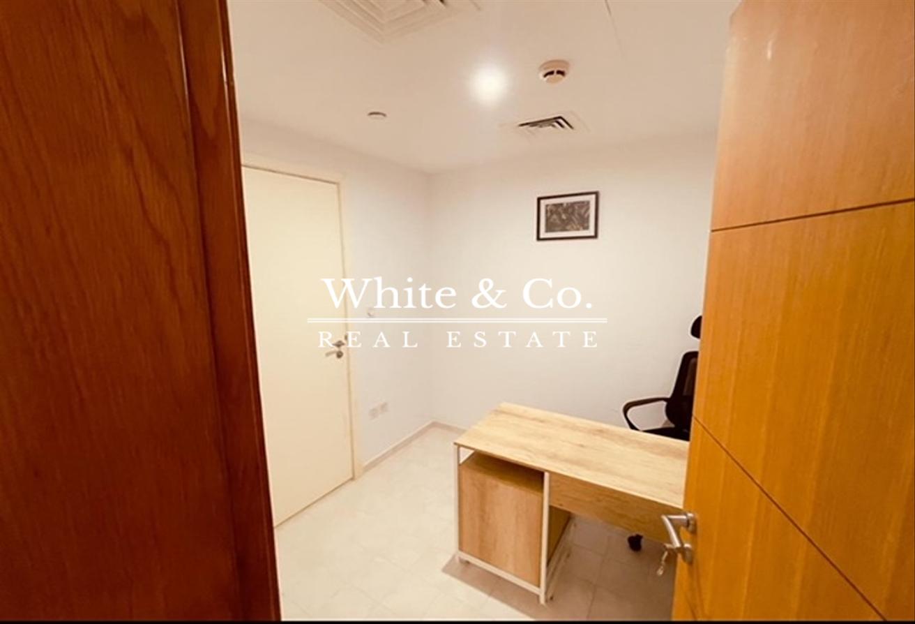 Available Today | Sea Views | Upgraded photo 8