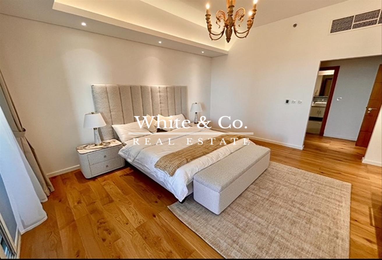Available Today | Sea Views | Upgraded photo 11
