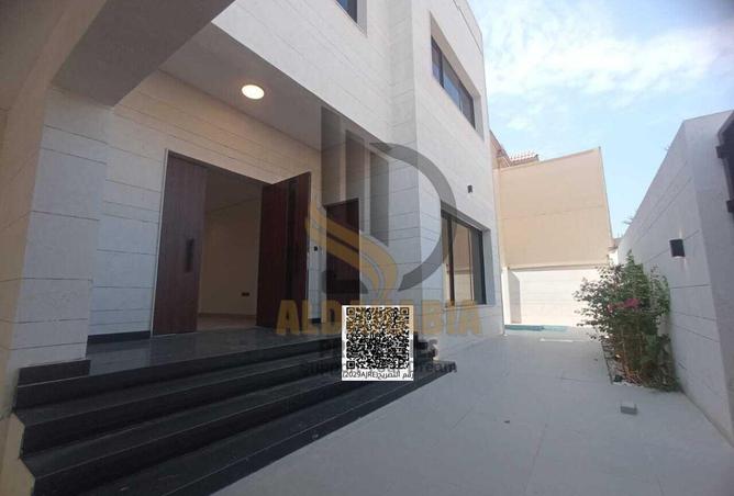 56975784 - Property Image 2