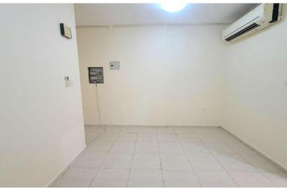 Apartment - Studio - 1 Bathroom for rent in Al Shamsi 1 - Muwaileh Commercial - Sharjah