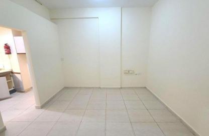 Apartment - Studio - 1 Bathroom for rent in Al Shamsi 1 - Muwaileh Commercial - Sharjah