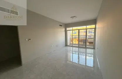 شقة - 2 غرف نوم - 3 حمامات للايجار في فلل الروضة 3 - 3  الروضة - الروضة - عجمان