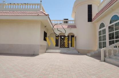 Villa - 5 Bedrooms - 7 Bathrooms for rent in Al Tala'a - Mughaidir - Sharjah