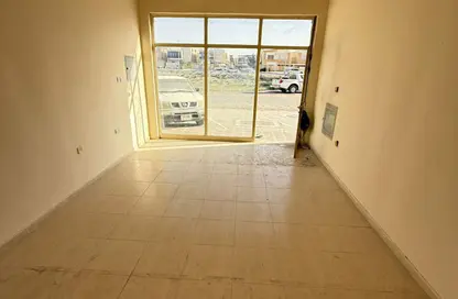 Shop - Studio - 1 Bathroom for rent in Al Rawda 2 Villas - Al Rawda 2 - Al Rawda - Ajman