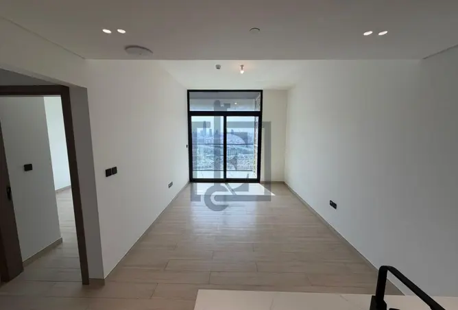 143303827 - Property Image 3