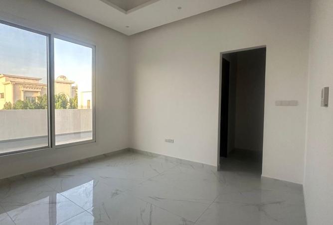 85343106 - Property Image 3