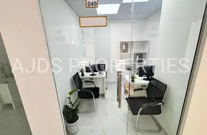 Office Space - Studio - 1 Bathroom for rent in Reem Residency - Al Karama - Dubai